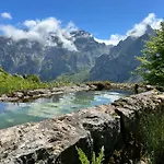 La Balconada De Valdeon 度假居