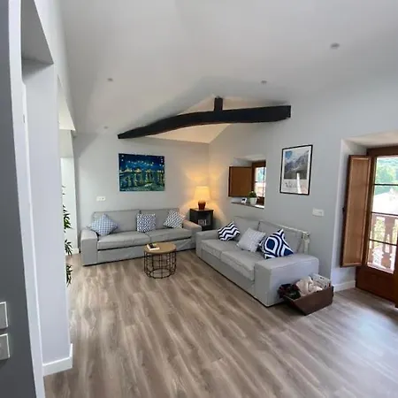 בית נופש La Balconada De Valdeon פוסאדה דה ואלדון