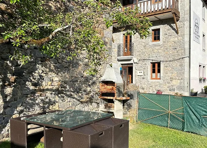 Holiday home La Balconada De Valdeon *